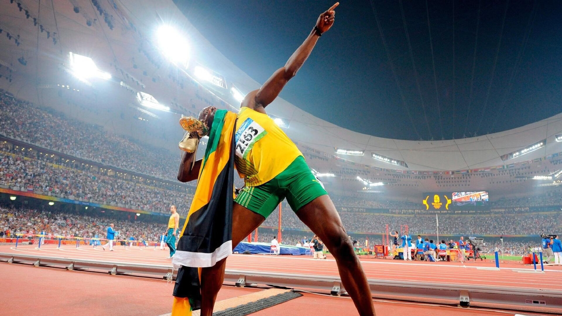 九游电竞平台官网-英超激烈抢分：胜利在瞬间转瞬即逝，英超争四分析